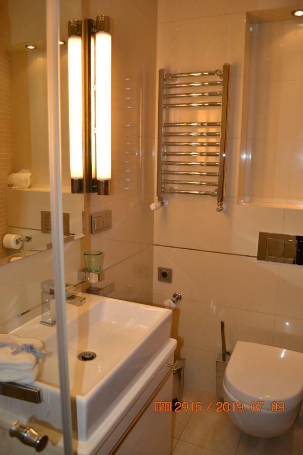 Ferienwohnung Apartament Parkowa Polana Z Ogrodem Bad Altheide Exterior foto